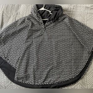 Rain cape capelet reversible totes waterproof one size